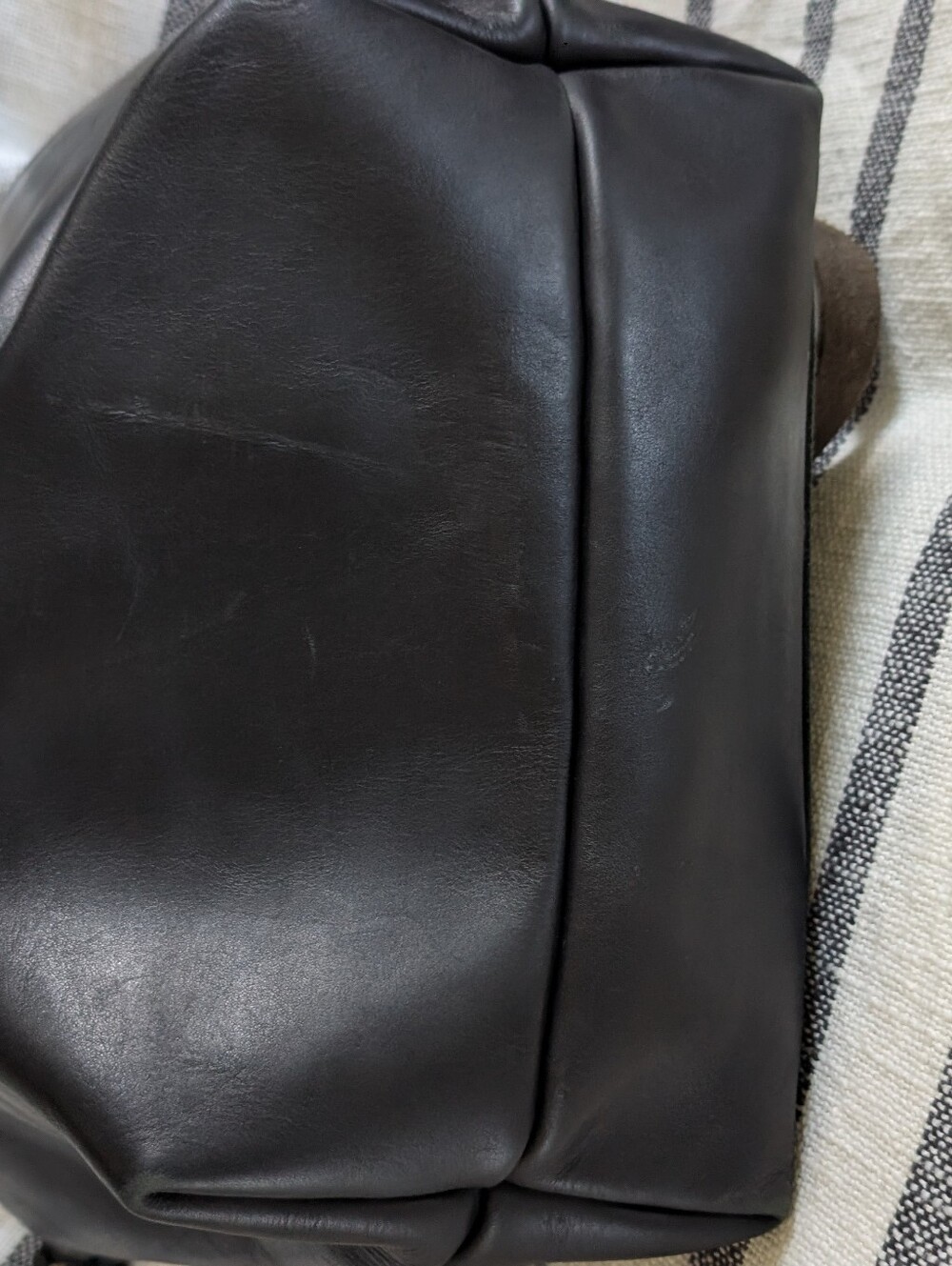 Portland Leather Goods Black Large Zippered Tote - Picture 7 of 9
